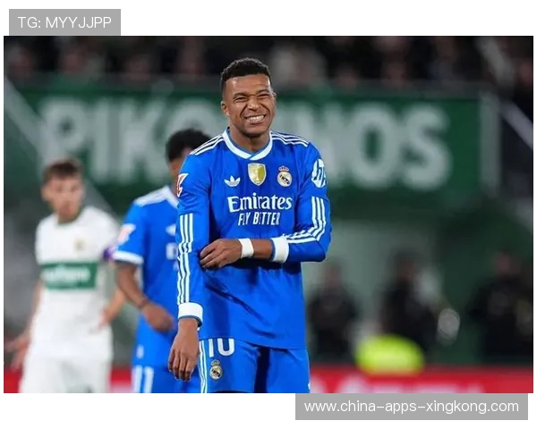 皇马正式竞价英超铁卫,竞争进入白热化